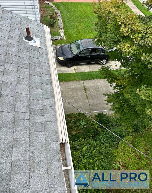newtown square gutter guard repair
